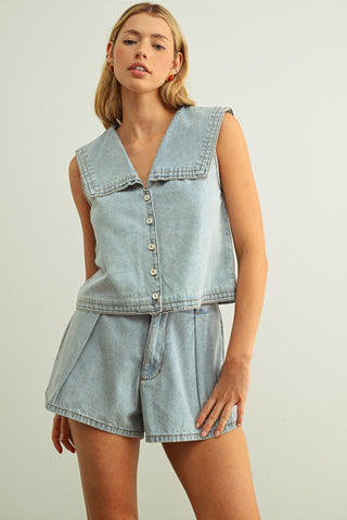 SAILOR BUTTON FRONT TOP