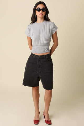 LOU CLINCHED TEE