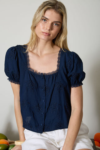 PEONY LACE TRIM TOP