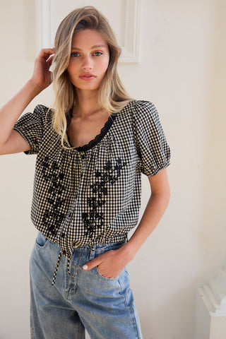 BLACK GINGHAM FLORAL BLOUSE