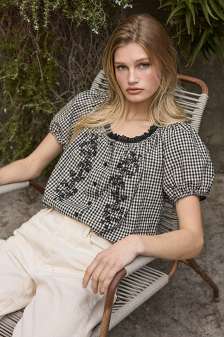 BLACK GINGHAM FLORAL BLOUSE