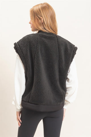 FIRST DOWN SHERPA VEST