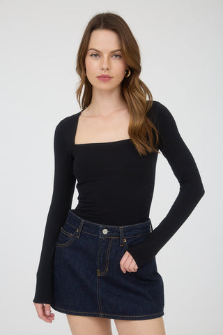 SQUARE NECK LONG SLEEVE KNIT TOP
