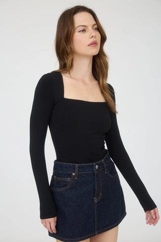 SQUARE NECK LONG SLEEVE KNIT TOP