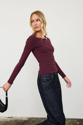 BOAT NECK LONG SLEEVE TOP